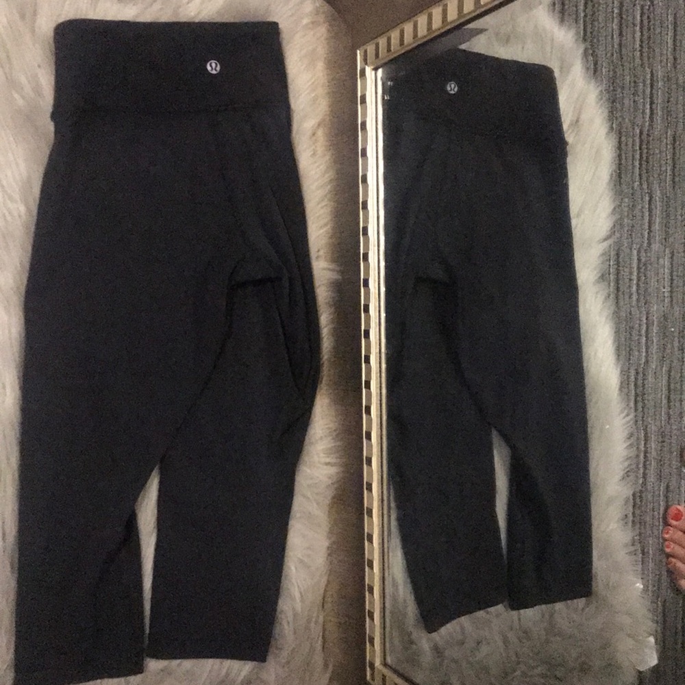 NEW LULULEMON CROPPED LEGGINGS